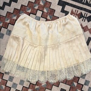 Cream Lace Pleated Mini Skirt